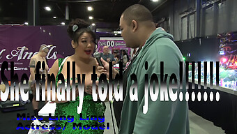 Bbw Berbokong Besar Mengambil Alih Exxxotica Expo Di New Jersey