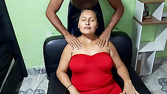 Milf Latina Recibe Un Sensual Masaje De Su Yerno