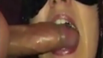 Deutsche Amateurin Bekommt Facial Cumshot In Selbstgemachtem Video