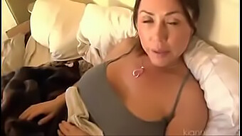 Pov-Video Mit Einer Kurvigen Milf, Die Einen Blowjob Gibt Und Einen Großen Schwanz Reitet