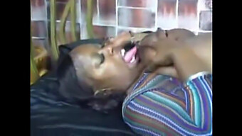 Watch Big-Assed Ebony Babe Get Pounded On A Couch